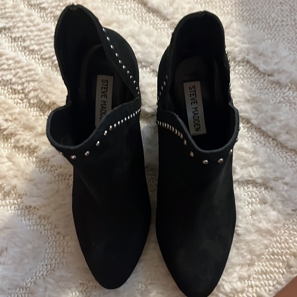 Steve Madden Perla Black Suede Studded Booties - Picture 3 of 6